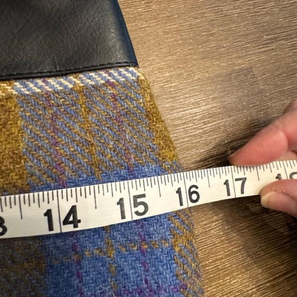 BNWT* Authentic Harris Tweed Plaid Tote - Small Defect = BIG Savings! - Picture 14 of 15